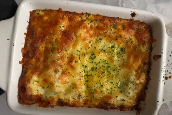 What is the Difference Between Lasagna and Lasagne?
