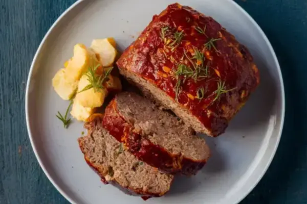 What Goes Good with Meatloaf: Top Side Dish Ideas